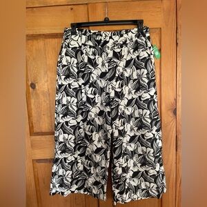 NWT Gap Floral Pant